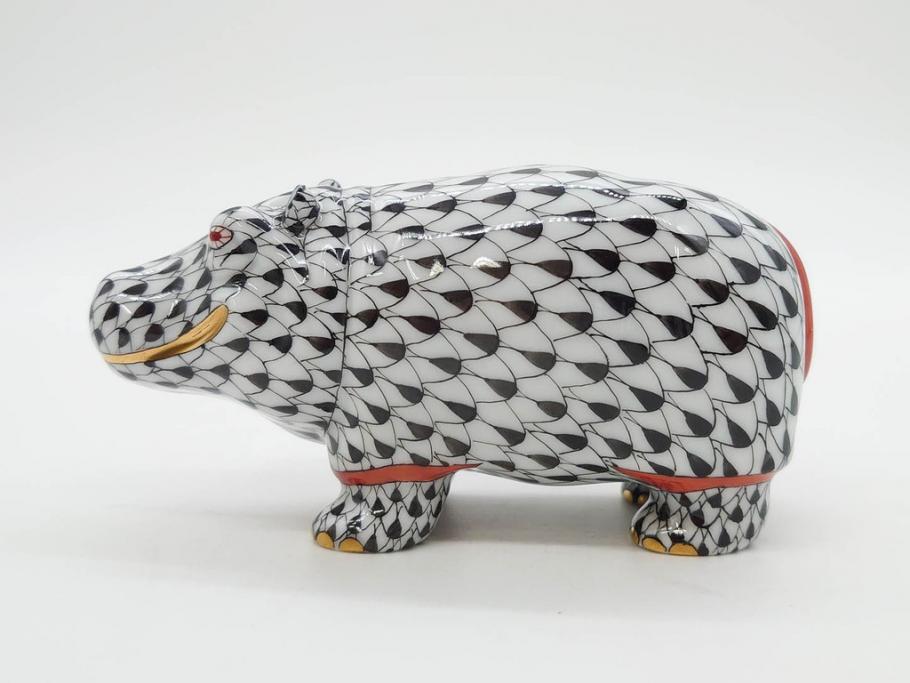 ヘレンド　ハンガリー　HEREND HVNGARY　ブラック　カバ　シックな佇まいのフィギュリン(黒、動物、金彩、フィッシュネット、ハンドペイント、置物、陶器)(R-081467)