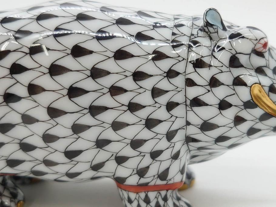 ヘレンド　ハンガリー　HEREND HVNGARY　ブラック　カバ　シックな佇まいのフィギュリン(黒、動物、金彩、フィッシュネット、ハンドペイント、置物、陶器)(R-081467)