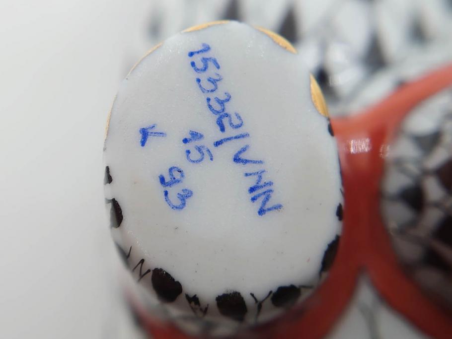 ヘレンド　ハンガリー　HEREND HVNGARY　ブラック　カバ　シックな佇まいのフィギュリン(黒、動物、金彩、フィッシュネット、ハンドペイント、置物、陶器)(R-081467)