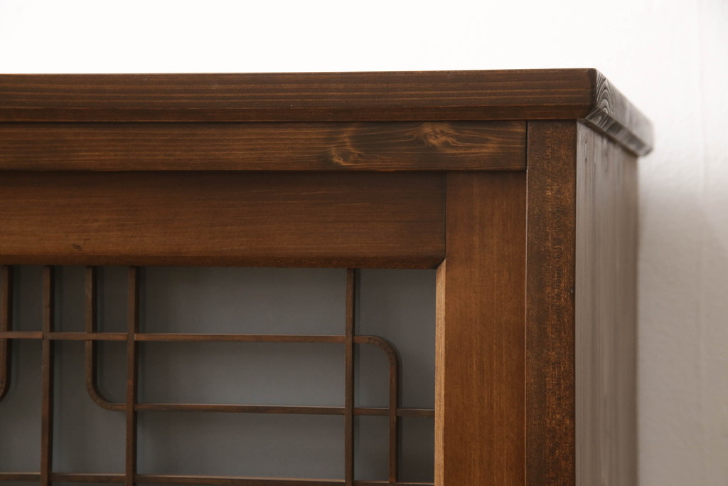 ラフジュ工房オリジナル　古建具リメイク　香の図模様が目を引くサイドボード(収納棚、戸棚、サイドキャビネット、組子)(R-067015)