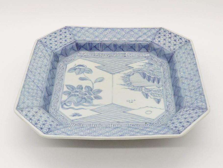 江戸期　染付　古伊万里　線描　麻の葉　花と山水図　約27cm　9寸　爽やかな印象を与える角皿(四方、八角、大皿、和皿、和食器、九寸)(R-075470)
