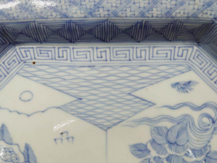 江戸期　染付　古伊万里　線描　麻の葉　花と山水図　約27cm　9寸　爽やかな印象を与える角皿(四方、八角、大皿、和皿、和食器、九寸)(R-075470)