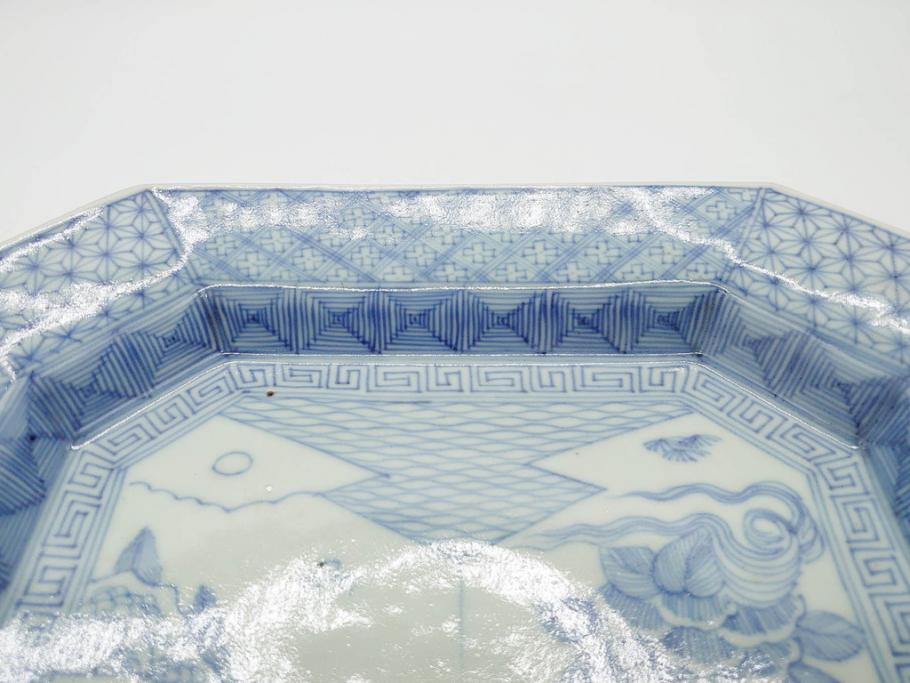 江戸期　染付　古伊万里　線描　麻の葉　花と山水図　約27cm　9寸　爽やかな印象を与える角皿(四方、八角、大皿、和皿、和食器、九寸)(R-075470)