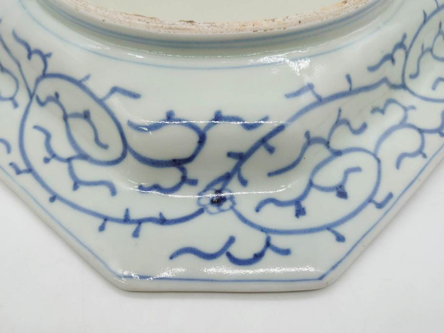 江戸期　染付　古伊万里　線描　麻の葉　花と山水図　約27cm　9寸　爽やかな印象を与える角皿(四方、八角、大皿、和皿、和食器、九寸)(R-075470)