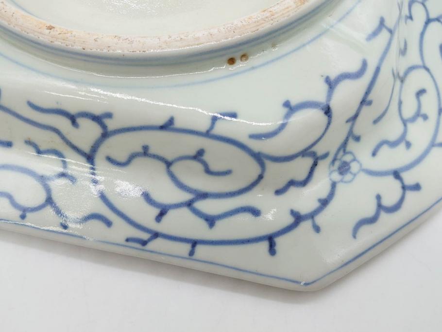 江戸期　染付　古伊万里　線描　麻の葉　花と山水図　約27cm　9寸　爽やかな印象を与える角皿(四方、八角、大皿、和皿、和食器、九寸)(R-075470)