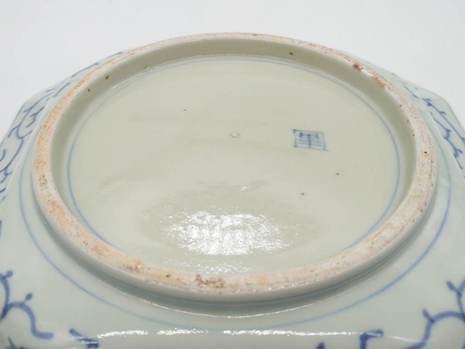 江戸期　染付　古伊万里　線描　麻の葉　花と山水図　約27cm　9寸　爽やかな印象を与える角皿(四方、八角、大皿、和皿、和食器、九寸)(R-075470)