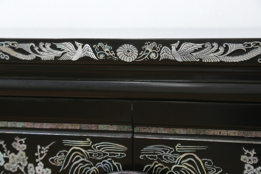 中古 美品 韓国民芸家具 孔雀 鳳凰(ホウオウ) 花鳥図 繊細な螺鈿