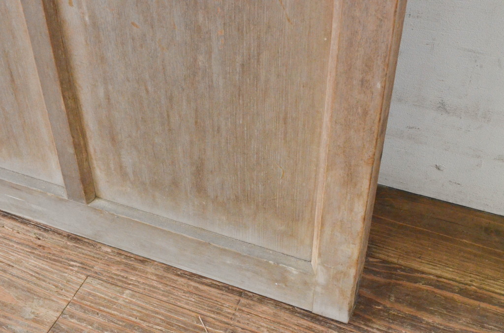 アンティーク建具　上手物!!両面面取り加工　温かみのある木味が魅力のガラス戸2枚セット(引き戸、格子戸、マス目)(R-065510)
