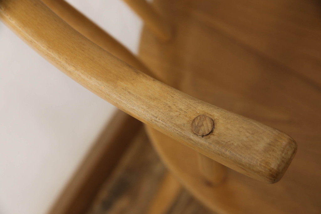 超レア! イギリスビンテージ　ERCOL(アーコール)　洗練されたデザインが格好いいスモーカーズチェア(ダイニングチェア、アームチェア、カウホーンチェア、椅子、イス、ヴィンテージ、英国)(R-066207)