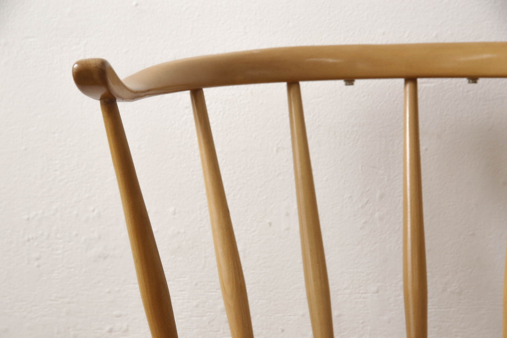 超レア! イギリスビンテージ　ERCOL(アーコール)　洗練されたデザインが格好いいスモーカーズチェア(ダイニングチェア、アームチェア、カウホーンチェア、椅子、イス、ヴィンテージ、英国)(R-066207)