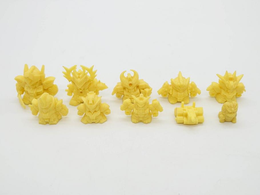 昭和レトロ　当時物　BANDAI　バンダイ　SDガンダム　F・Bコレクション　武器　パーツ　ガン消しなどまとめて129個セット(GUNDAM、消しゴム、ガシャポン、フィギュア、おもちゃ、オモチャ、玩具)(R-075527)