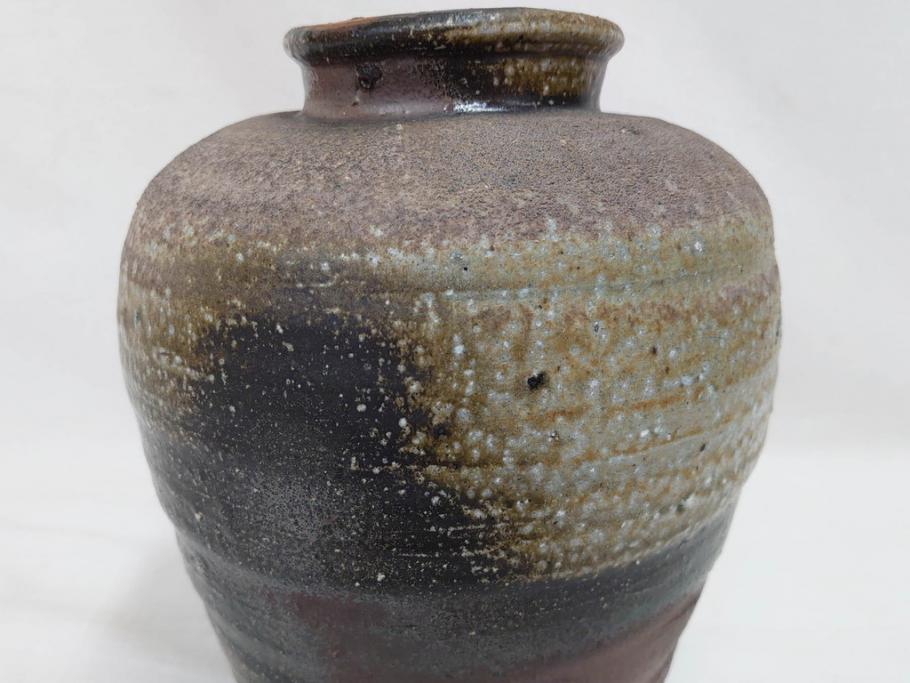 原田拾六　備前　素朴な風合いが味わい深い壷(壺、花器、花瓶、花入、共箱付き)(R-075528)