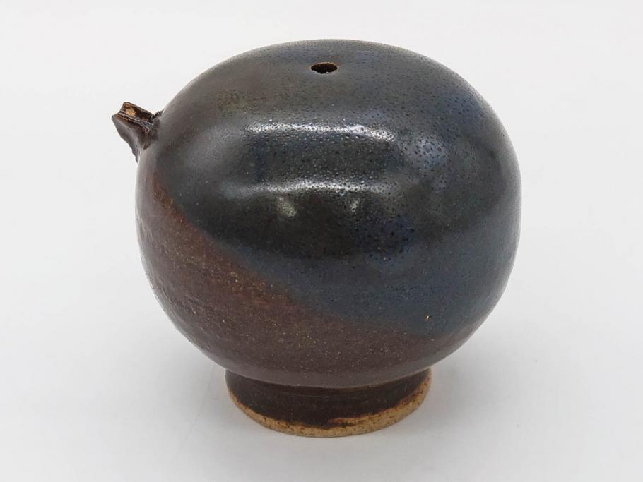 Gerd Knapper　ゲルト クナッパー　細やかな意匠が施された品のある佇まいが美しい水滴&ぐい呑み(書道具、酒器、和食器、共箱付き)(R-075534)