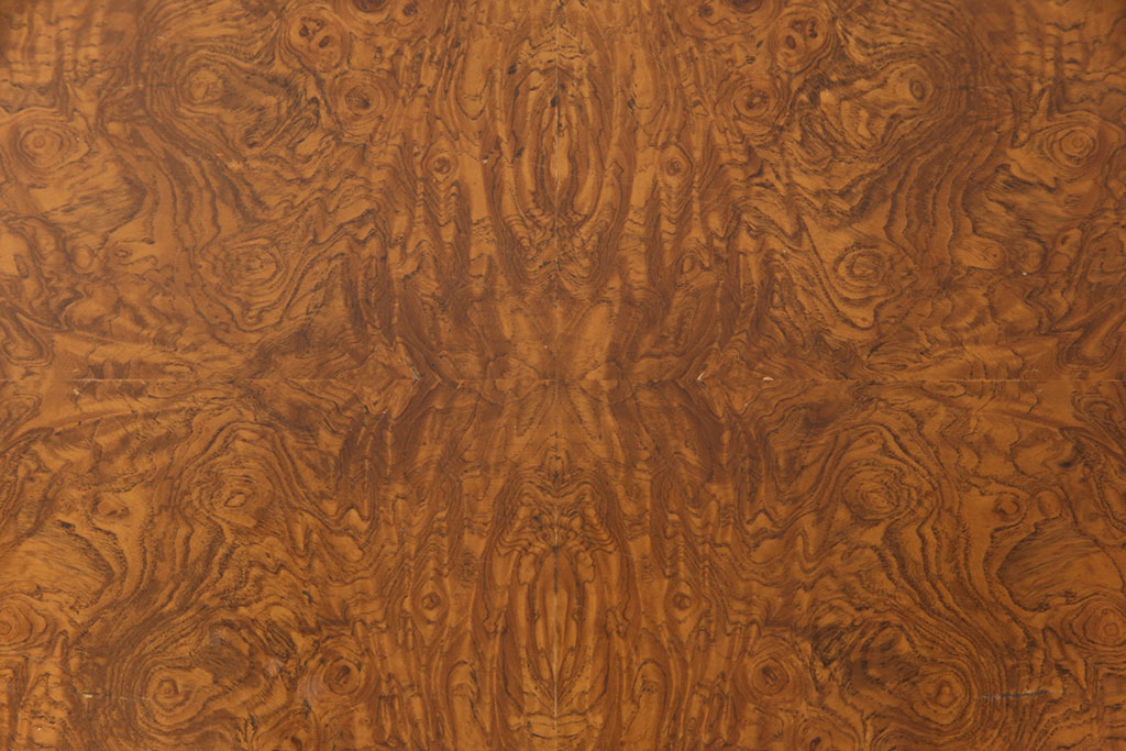 中古　美品　イタリア製　メデア(Medea)　美しい木目が目を惹くエレガントなセンターテーブル「ART771」(定価約25万円)(ローテーブル、コーヒーテーブル)(R-051885)