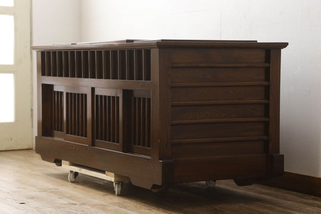 中古　特注品　車箪笥風希少デザインのカウンターテーブル(囲炉裏テーブル、長火鉢、木製火鉢、ダイニングテーブル、4人掛け、6人掛け、食卓)(R-060772)