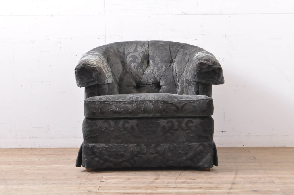 中古　美品　DREXEL HERITAGE(ドレクセルヘリテイジ)　Upholstery(アップホルスタリー)　クッション付き　上品な佇まいが魅力の1人掛けソファ(一人掛けソファ、1P、アームチェア、パーソナルチェア、ラウンジチェア)(R-066612)