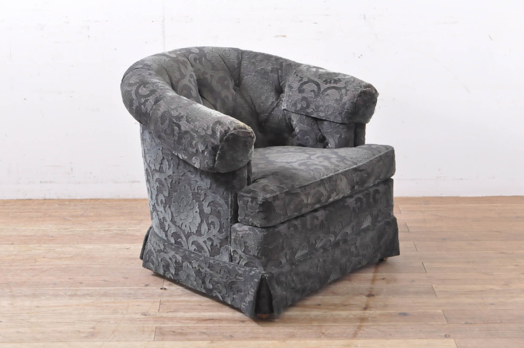 中古　美品　DREXEL HERITAGE(ドレクセルヘリテイジ)　Upholstery(アップホルスタリー)　クッション付き　上品な佇まいが魅力の1人掛けソファ(一人掛けソファ、1P、アームチェア、パーソナルチェア、ラウンジチェア)(R-066612)