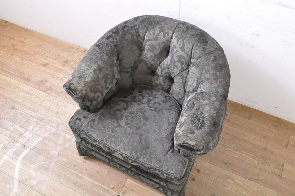 中古　美品　DREXEL HERITAGE(ドレクセルヘリテイジ)　Upholstery(アップホルスタリー)　クッション付き　上品な佇まいが魅力の1人掛けソファ(一人掛けソファ、1P、アームチェア、パーソナルチェア、ラウンジチェア)(R-066612)