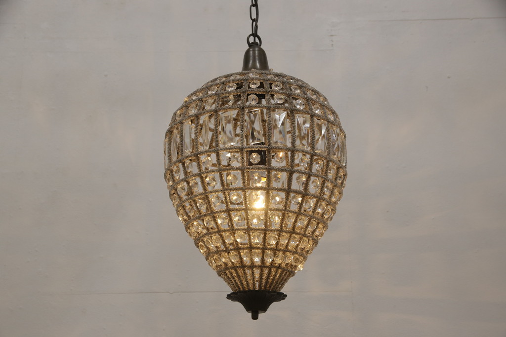 ビンテージ照明　フランスヴィンテージ　華やかなムード作りにおすすめなシャンデリア(吊り下げ照明、天井照明)(R-057646)