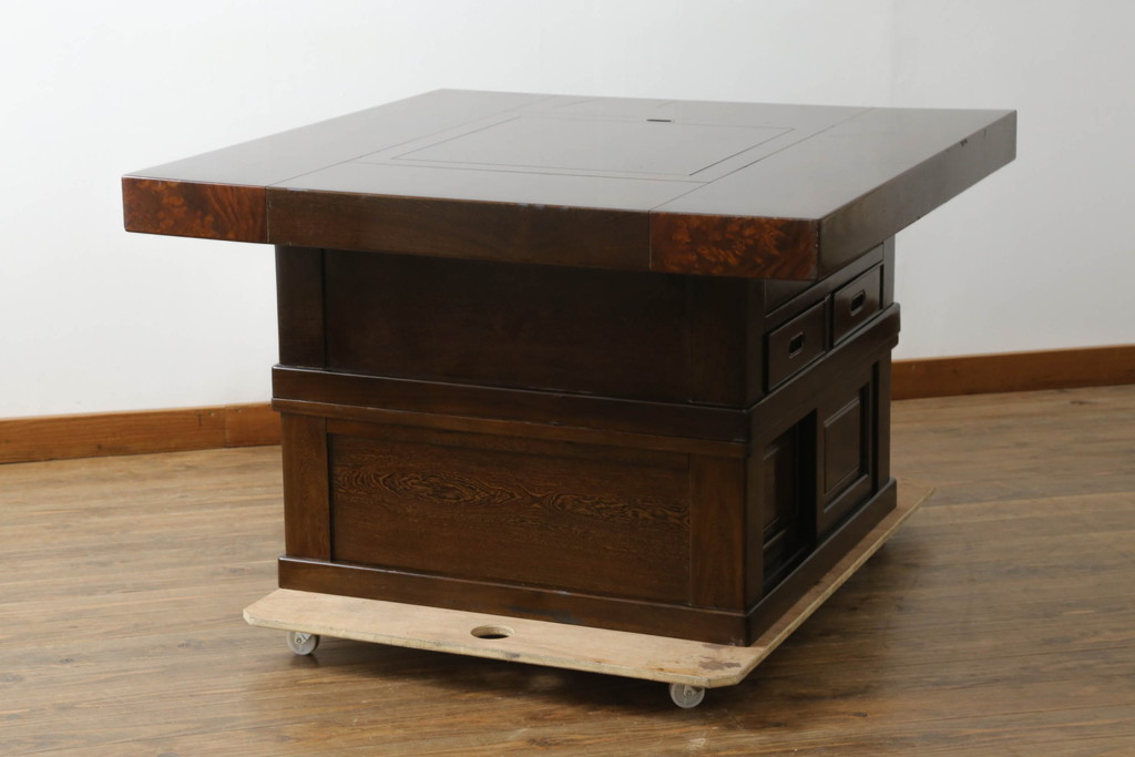 中古　鉄刀木(タガヤサン)　2wayでフレキシブルに使える!!和の空間づくりにおすすめの囲炉裏テーブル(木製火鉢、ダイニングテーブル、4人掛け、食卓、センターテーブル、ローテーブル)(R-075389)