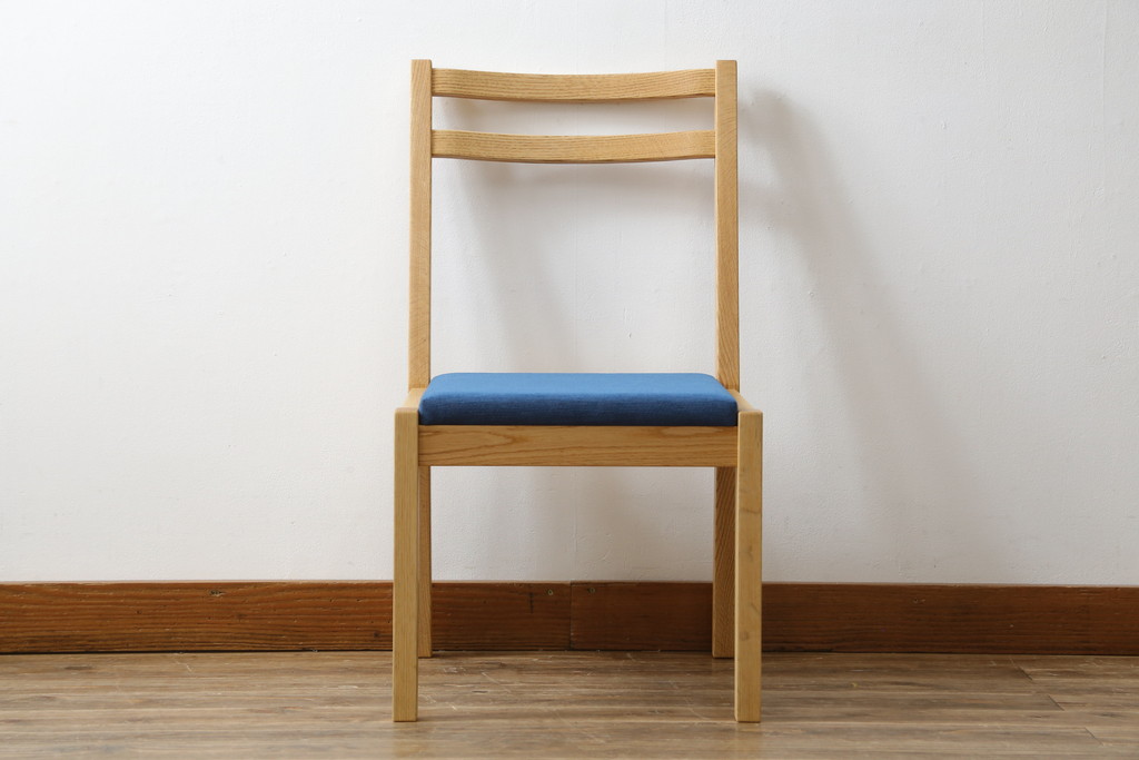 中古　短期展示品　美品　ヤクモ家具製作所　オーク材　シンプルチェア(SC40RO)　クッションタイプ　ナチュラルな風合いが優しい印象のチェア(ダイニングチェア、椅子、イス)(R-081313)