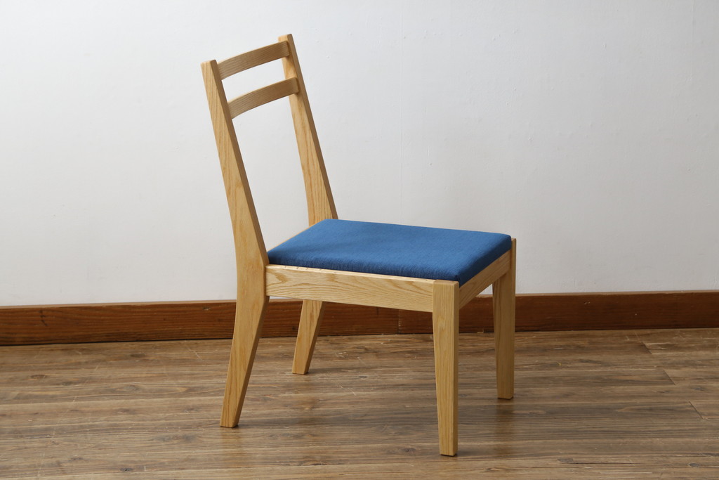中古　短期展示品　美品　ヤクモ家具製作所　オーク材　シンプルチェア(SC40RO)　クッションタイプ　ナチュラルな風合いが優しい印象のチェア(ダイニングチェア、椅子、イス)(R-081313)