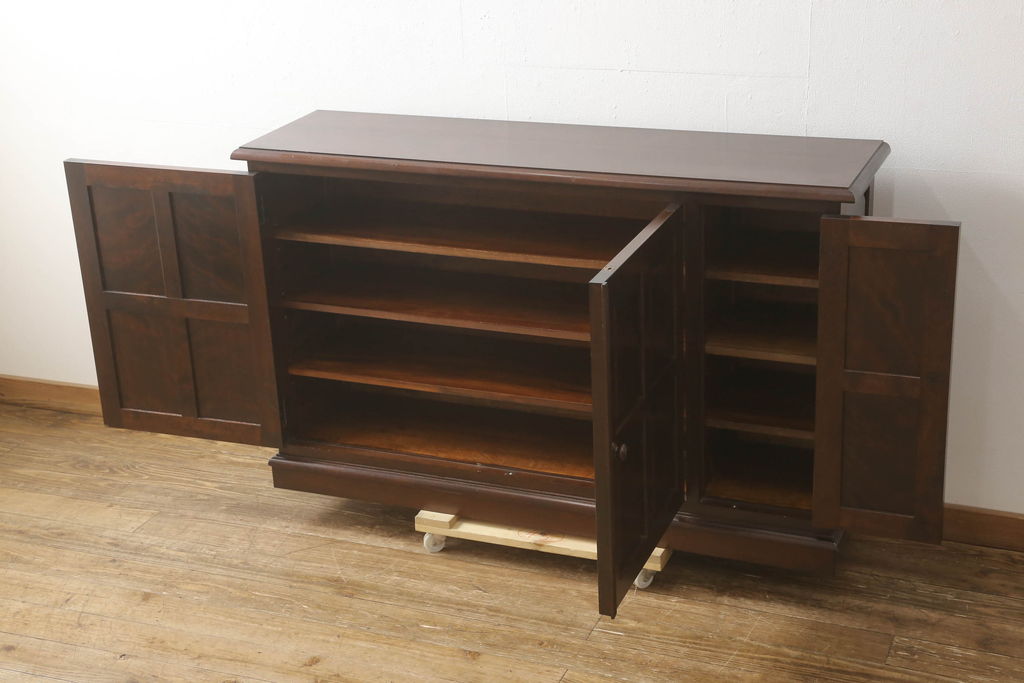 中古 美品 松本民芸家具 特注品のクラシカルな下駄箱(靴箱、サイド 中古 美品 松本民芸家具 特注品のクラシカルな下駄箱(靴箱、サイド