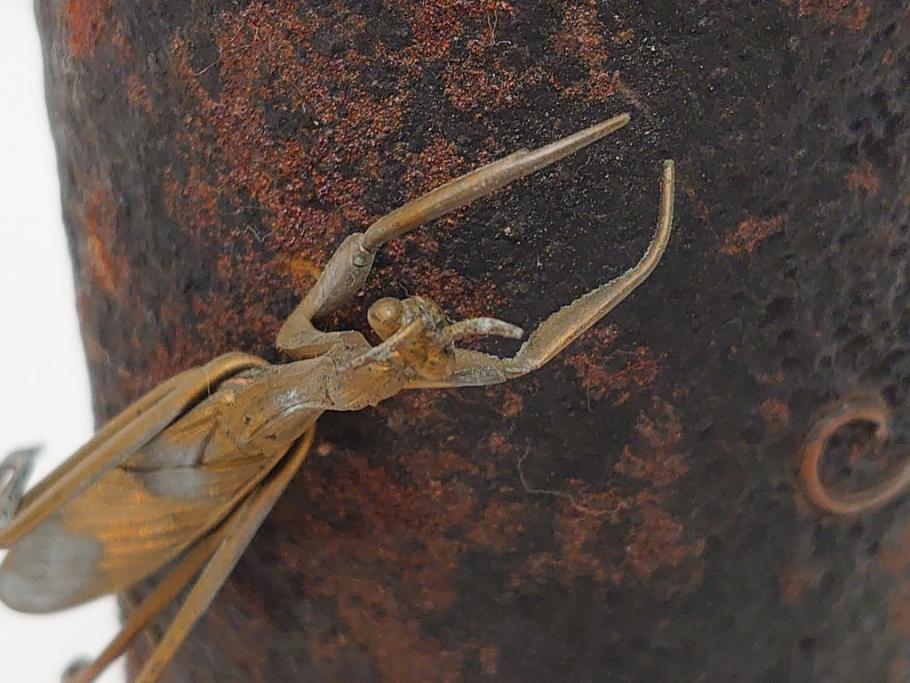稀少 明治期 玉光齋 鉄製 蟷螂 花入(カマキリ、かまきり、花瓶