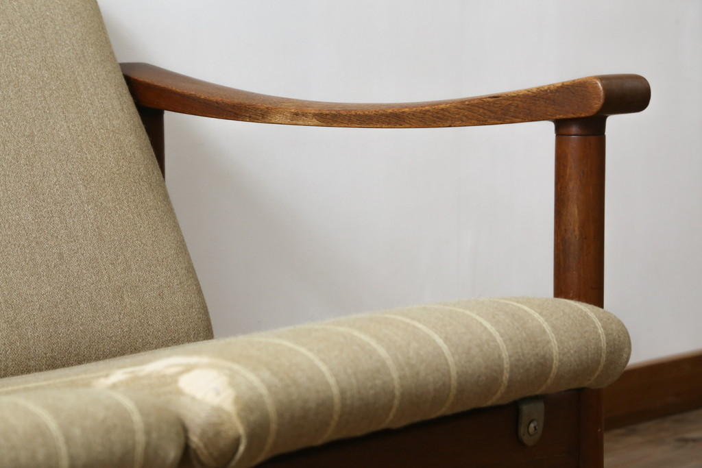 デンマークビンテージ　Hans J Wegner(ハンス・J・ウェグナー)　GETAMA (ゲタマ)　チーク材　GE280　北欧デザインがおしゃれなトリプルソファ(3人掛け、3P、三人掛け、3シーター、ヴィンテージ)(R-081317)