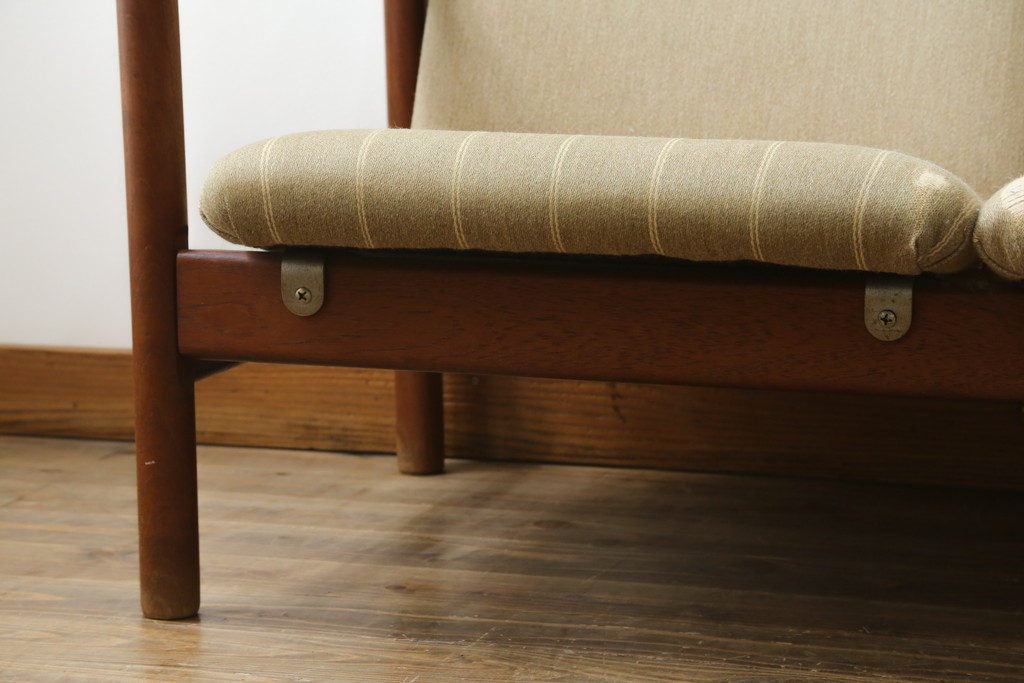デンマークビンテージ　Hans J Wegner(ハンス・J・ウェグナー)　GETAMA (ゲタマ)　チーク材　GE280　北欧デザインがおしゃれなトリプルソファ(3人掛け、3P、三人掛け、3シーター、ヴィンテージ)(R-081317)