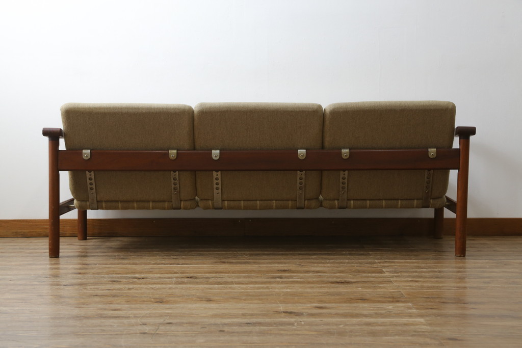 デンマークビンテージ　Hans J Wegner(ハンス・J・ウェグナー)　GETAMA (ゲタマ)　チーク材　GE280　北欧デザインがおしゃれなトリプルソファ(3人掛け、3P、三人掛け、3シーター、ヴィンテージ)(R-081317)