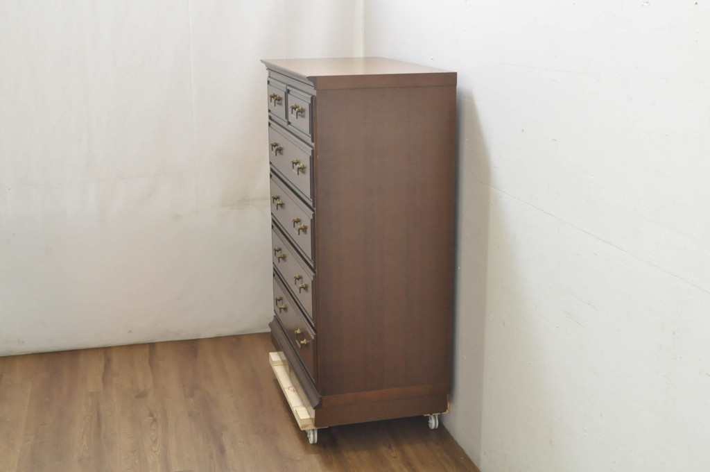 中古　美品　maruni(マルニ木工)　地中海ロイヤルシリーズ(ROYAL)　シックな空間づくりにぴったりなチェスト(引き出し、サイドチェスト)(定価約35万円)(R-080675)