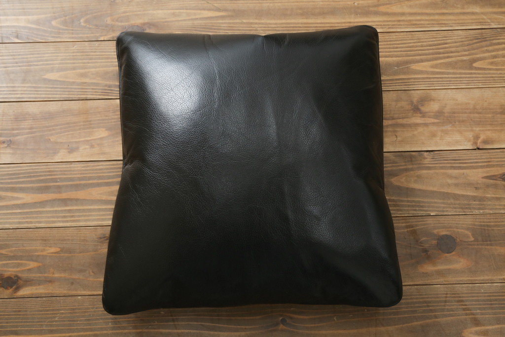 中古　美品　Cassina(カッシーナ)　401 BREAK(ブレーク)　MARIO BELLINI(マリオベリーニ)　キャスター付きアームチェア(ダイニングチェア、一人掛けソファ、1P)(定価約46万円)(R-051530)