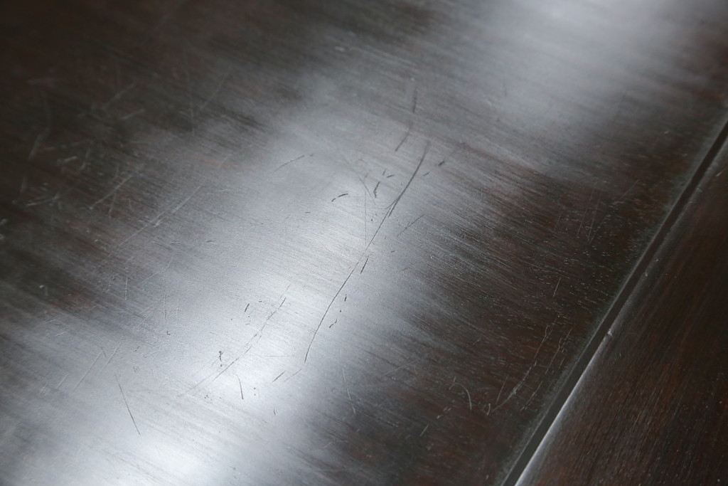 中古　美品　北海道民芸家具　HM105　シンプルモダンなデザインが魅力的な茶棚(茶タンス、収納棚、戸棚、飾り棚)(定価約23万円)(R-080110)