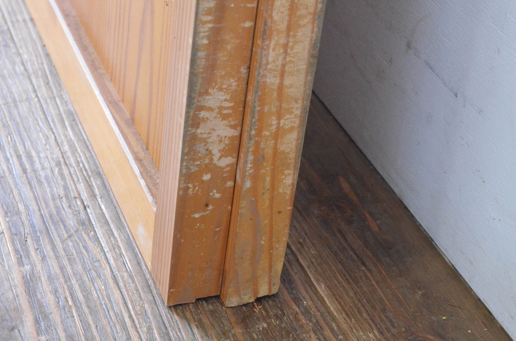 ビンテージ建具　上げ下げできる障子付き　和テイストのお部屋作りにお勧めな格子戸2枚セット(ヴィンテージ、引き戸、障子戸)(R-065513)