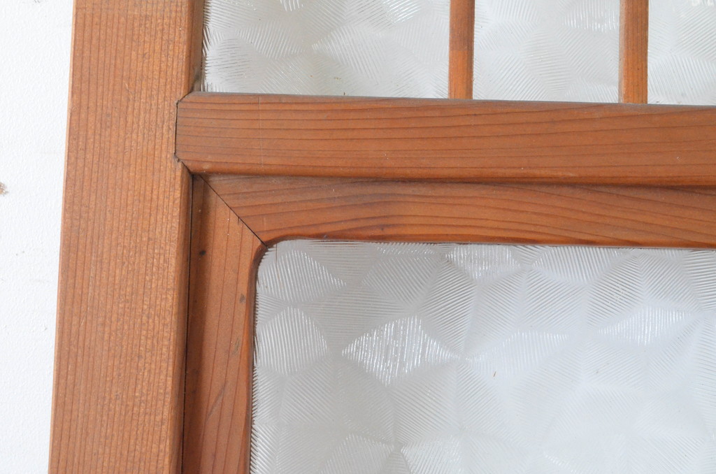 ビンテージ建具　昭和レトロ　かわいいデザインが魅力のガラス戸1枚(引き戸、ヴィンテージ)(R-065516)