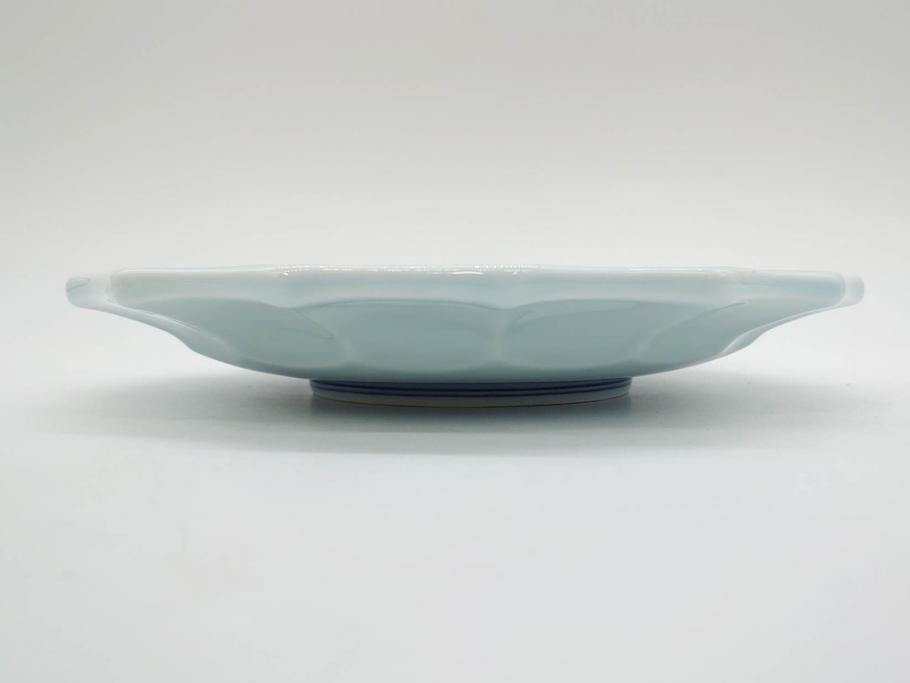 田代亮秀　有田焼　古赤絵魚藻紋 約23.3cm 7.6寸/染錦亀甲秋桜紋 約27cm 8.9寸/花割紋 約27.4cm 9寸　華麗な彩色が美しい皿3枚セット(中皿、大皿、深皿、和皿、和食器、裏印、共箱付き、七寸六分、八寸九分、九寸)(R-081502)