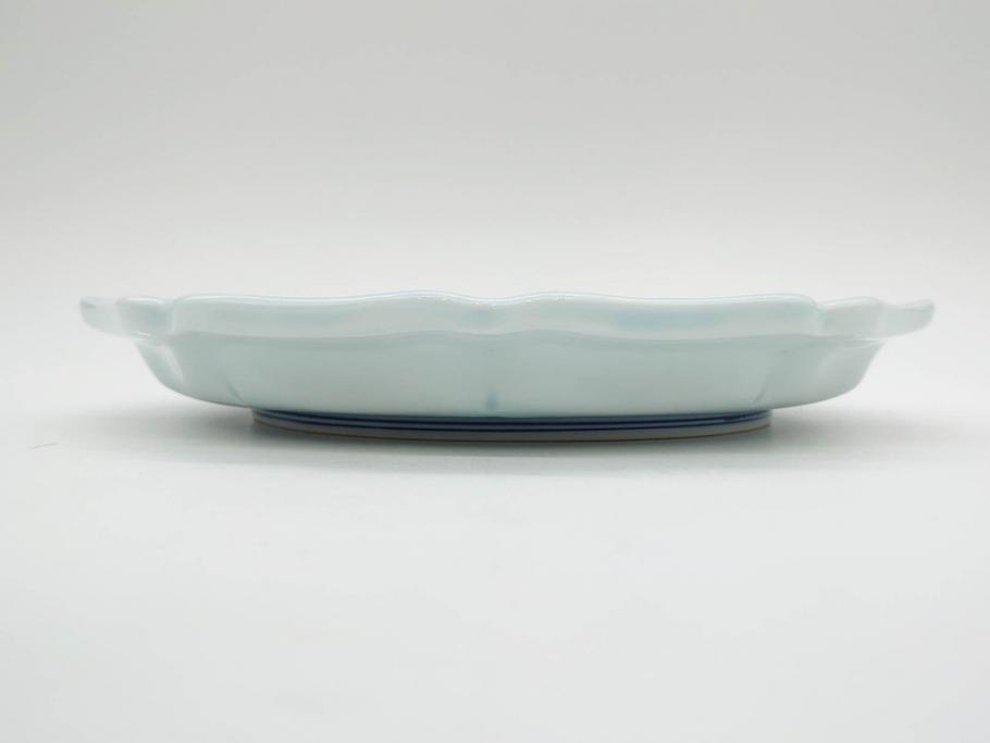 田代亮秀　有田焼　古赤絵魚藻紋 約23.3cm 7.6寸/染錦亀甲秋桜紋 約27cm 8.9寸/花割紋 約27.4cm 9寸　華麗な彩色が美しい皿3枚セット(中皿、大皿、深皿、和皿、和食器、裏印、共箱付き、七寸六分、八寸九分、九寸)(R-081502)