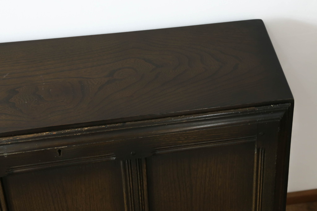 中古　美品　希少モデル　ERCOL(アーコール)　エルム材　クラシカルな佇まいで落ち着いた雰囲気を醸し出すライティングビューロー(ワークデスク、簿記机、収納棚、戸棚、在宅用、在宅ワーク用)(R-075298)