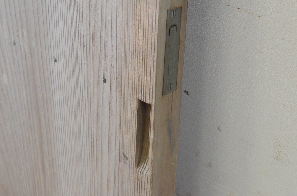 アンティーク建具　古い木味が魅力的な無双戸2枚セット(窓、引き戸)(R-065536)
