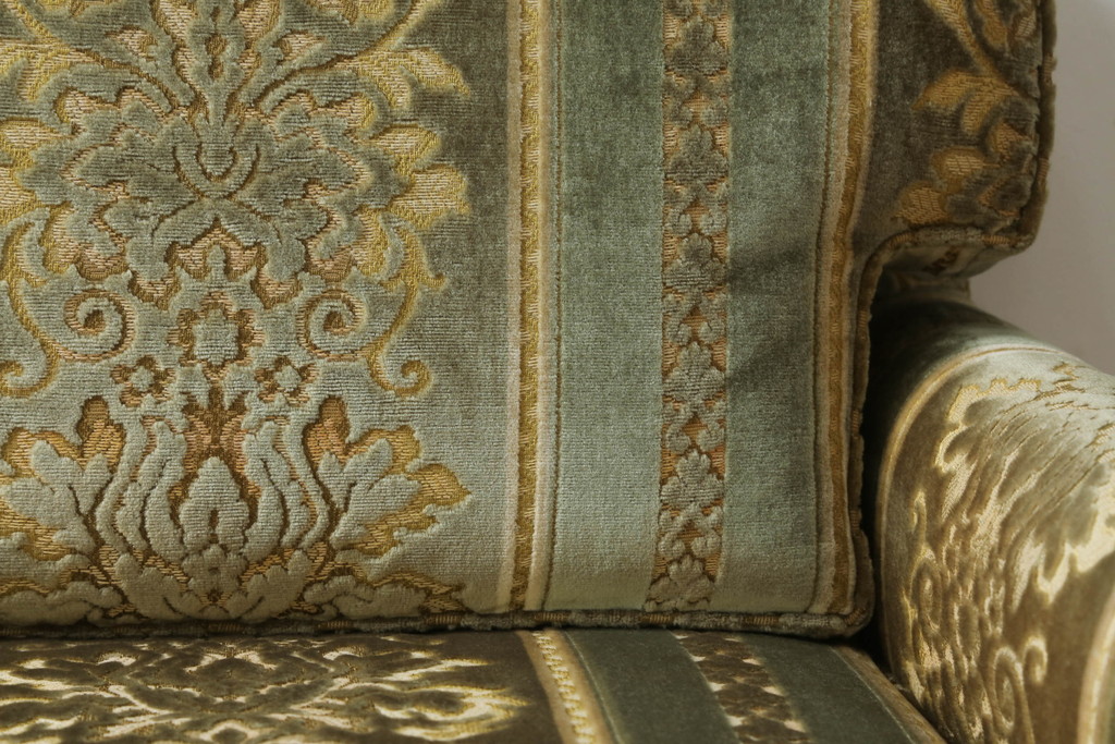 中古　DREXEL HERITAGE(ドレクセルヘリテイジ)　 Upholstery(アップホルスタリー)　クラシカルな佇まいの1人掛けソファ(アームチェア、一人掛け、1P)(R-057071)