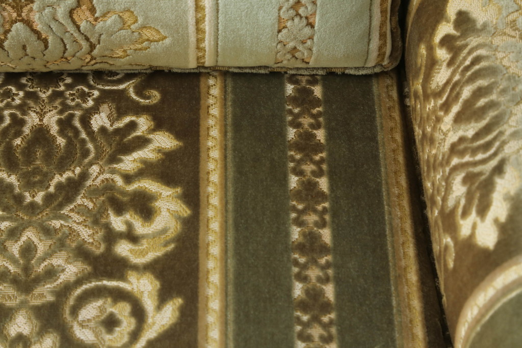 中古　DREXEL HERITAGE(ドレクセルヘリテイジ)　 Upholstery(アップホルスタリー)　クラシカルな佇まいの1人掛けソファ(アームチェア、一人掛け、1P)(R-057071)