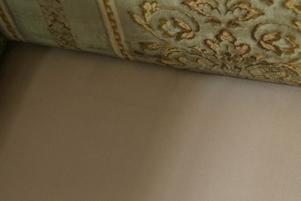 中古　DREXEL HERITAGE(ドレクセルヘリテイジ)　 Upholstery(アップホルスタリー)　クラシカルな佇まいの1人掛けソファ(アームチェア、一人掛け、1P)(R-057071)