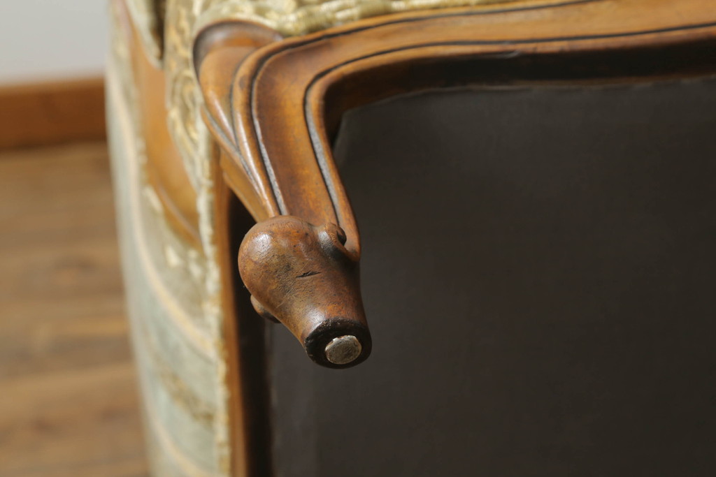 中古　DREXEL HERITAGE(ドレクセルヘリテイジ)　 Upholstery(アップホルスタリー)　クラシカルな佇まいの1人掛けソファ(アームチェア、一人掛け、1P)(R-057071)
