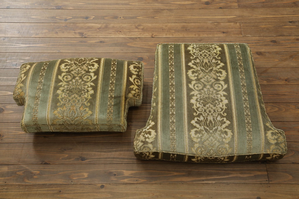 中古　DREXEL HERITAGE(ドレクセルヘリテイジ)　 Upholstery(アップホルスタリー)　クラシカルな佇まいの1人掛けソファ(アームチェア、一人掛け、1P)(R-057071)