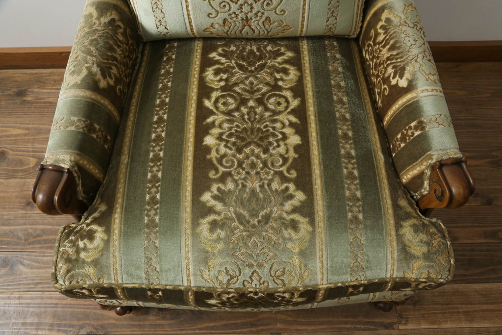 中古　DREXEL HERITAGE(ドレクセルヘリテイジ)　 Upholstery(アップホルスタリー)　クラシカルな佇まいの1人掛けソファ(アームチェア、一人掛け、1P)(R-057072)