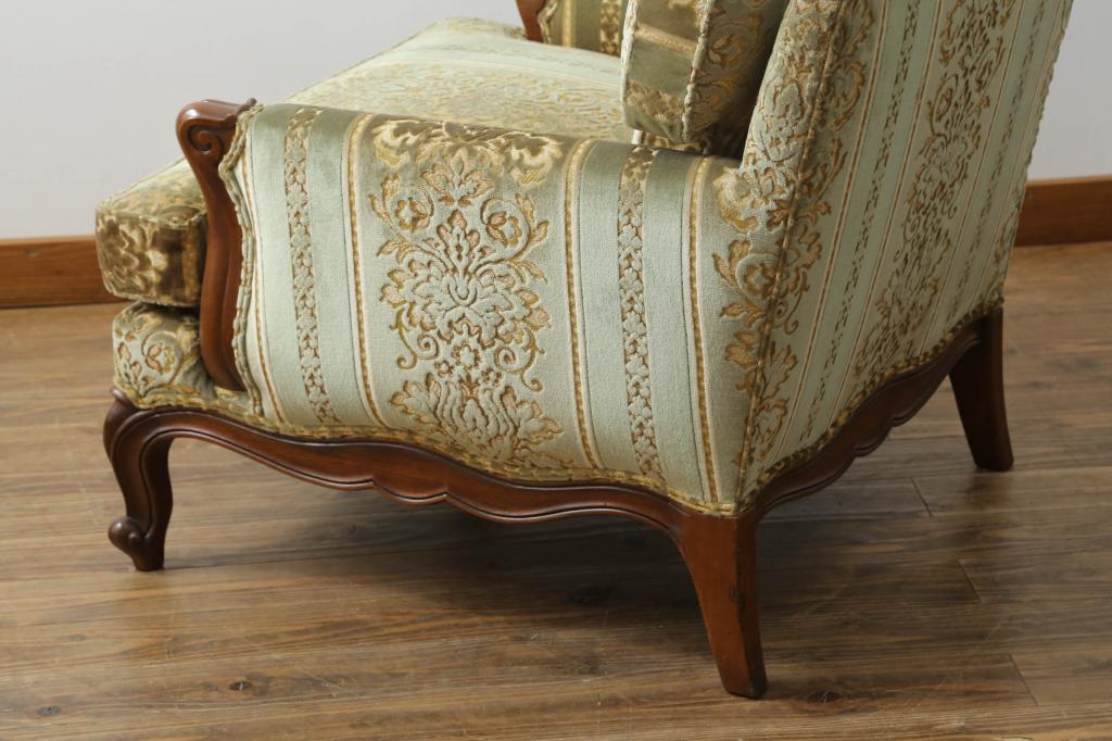 中古　DREXEL HERITAGE(ドレクセルヘリテイジ)　 Upholstery(アップホルスタリー)　クラシカルな佇まいの1人掛けソファ(アームチェア、一人掛け、1P)(R-057072)