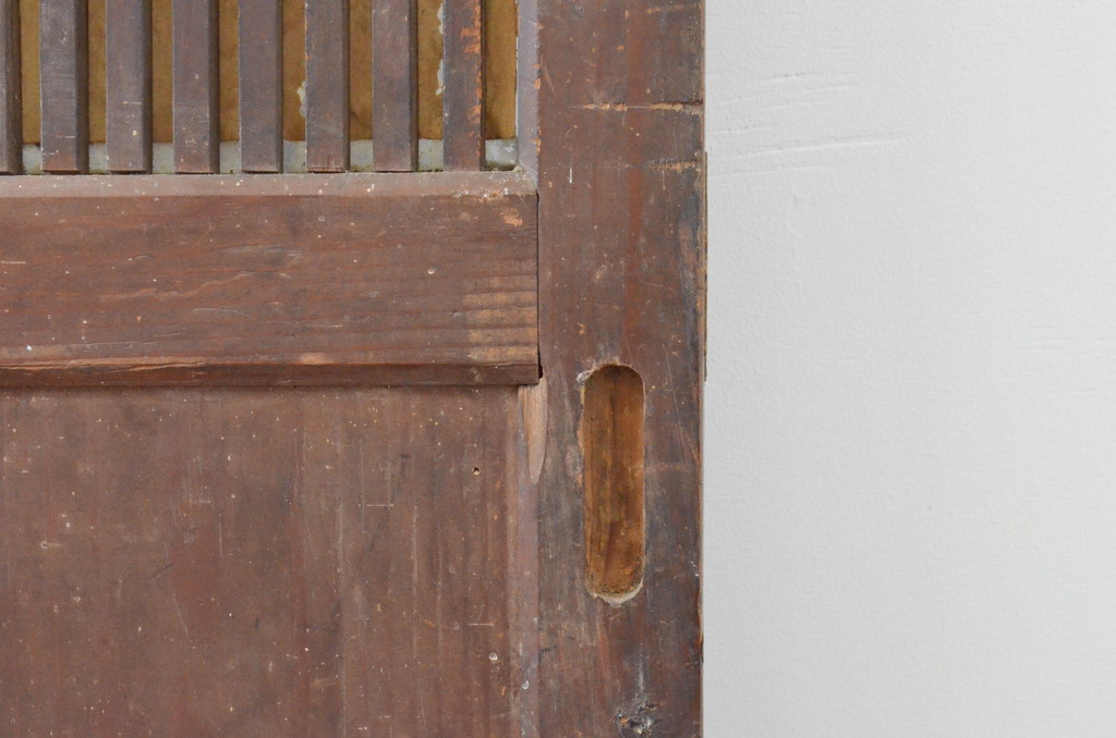 アンティーク建具　玄関戸としてもおすすめ!!厚みのある重厚な佇まいが魅力的な格子戸2枚セット(引き戸、障子戸、玄関戸)(R-065582)