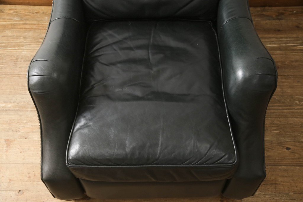 中古　DREXEL HERITAGE(ドレクセルヘリテイジ)　Upholstery(アップホルスタリー)コレクション　本革(レザー)　高級感溢れる佇まいが魅力のリクライニング付き1人掛けソファ(一人掛けソファ、1P、パーソナルチェア、ラウンジチェア、リクライニングソファ、アームソファ、フットレスト)(R-067021)