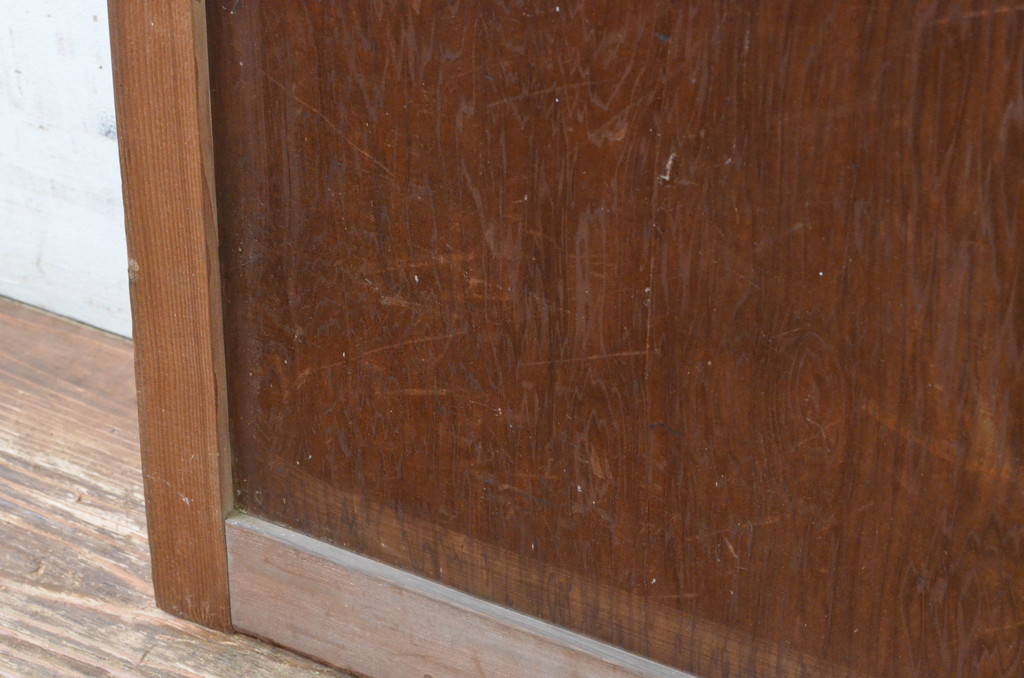 アンティーク建具　高級品!!屋久杉の鶉杢(うずらもく)が堪能できる贅沢な縦桟板戸扉1枚(木製扉、ドア)(R-065567)